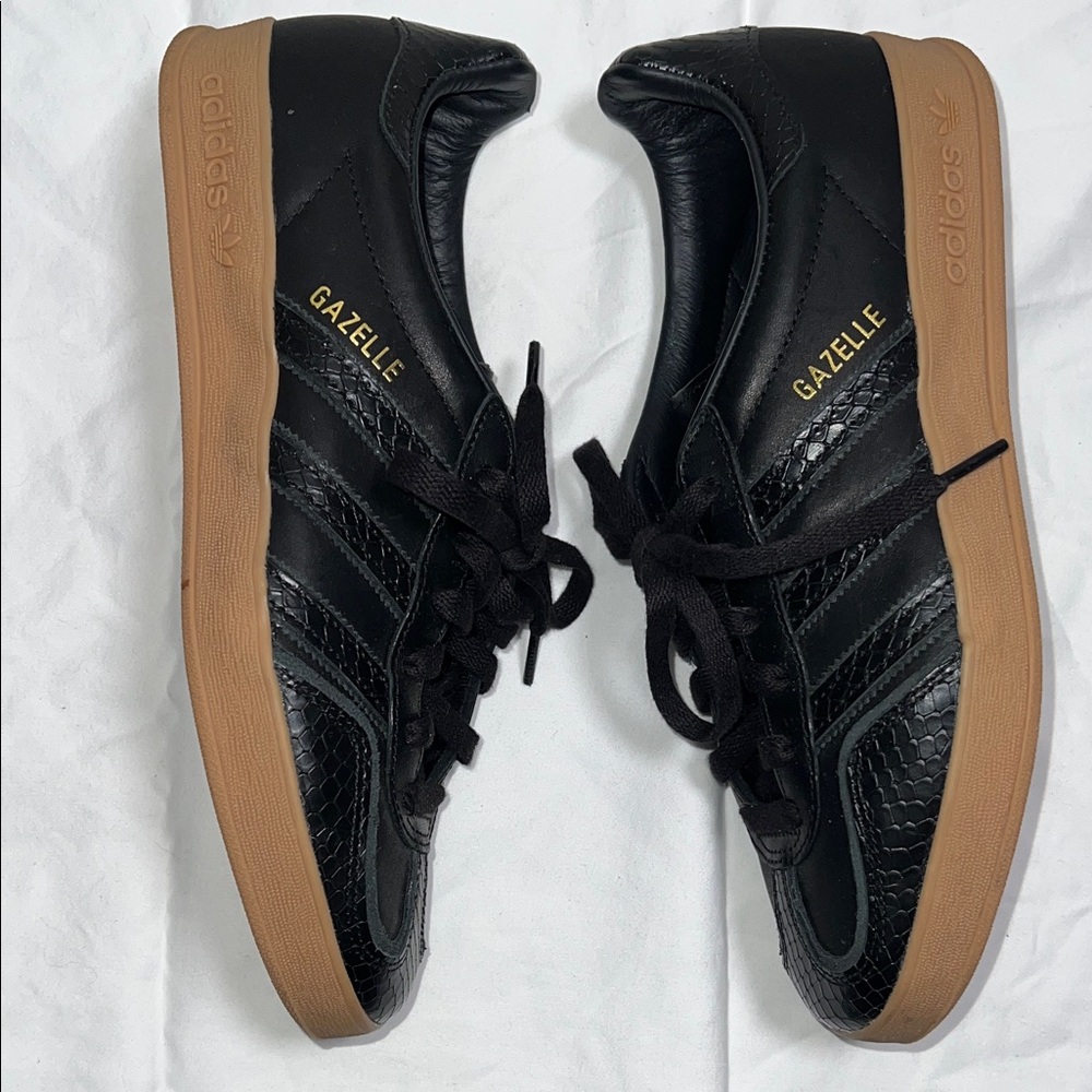 Adidas Black and Gold Men's Sneakers - Picture 6 of 10